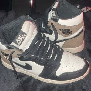 Jordan 1 High Mochas